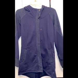 The North Face Recover Up Quilted Zip Jacket in Ink Blue | Great Condition!!